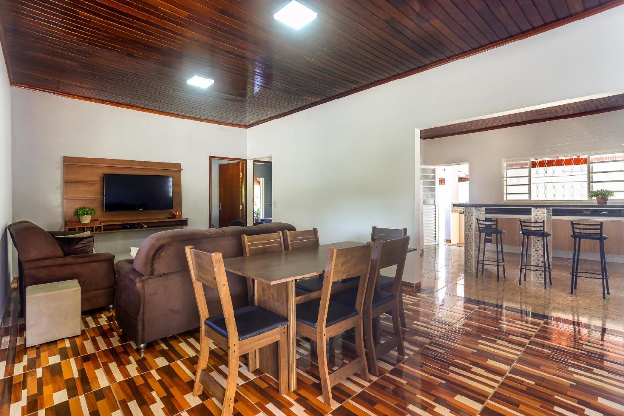 Casa Sao Luis Villa Lindóia Eksteriør billede